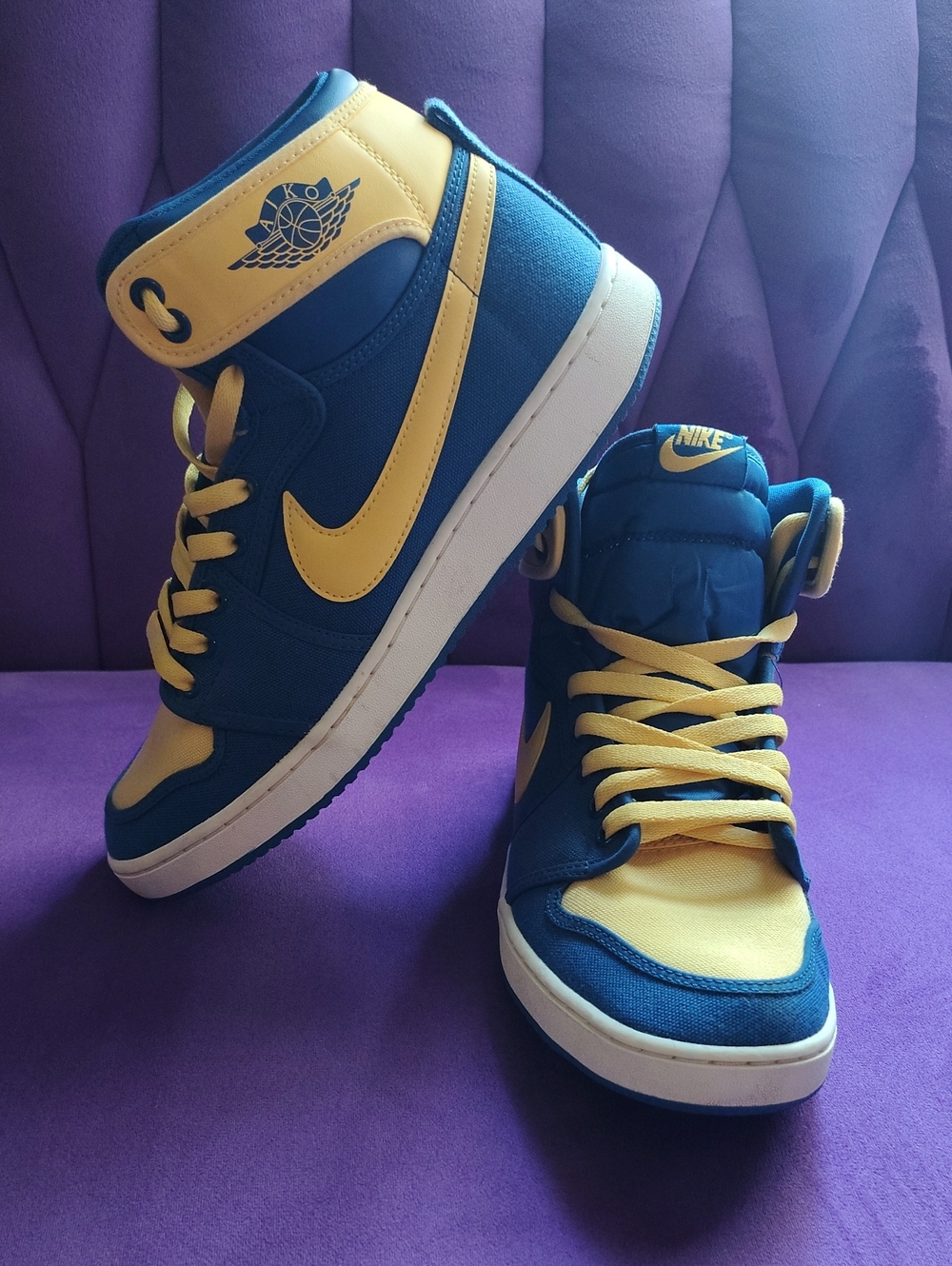 Air Jordan 1s Laney High-Top Sneakers in Blue and Yellow Men's Size 9m